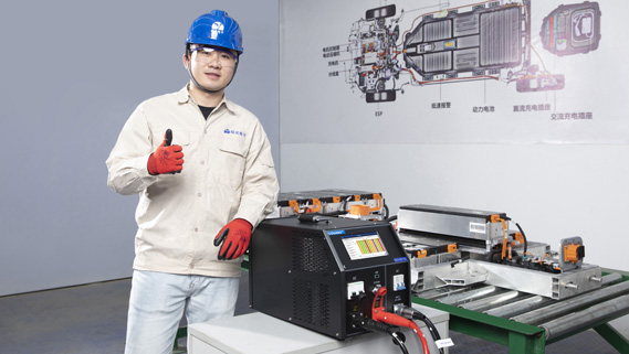 福(fú)光産品應(yīng)用于(yú)新能源乘用車(chē)锂電(diàn)池(chí)維(wéi)護現(xiàn)場